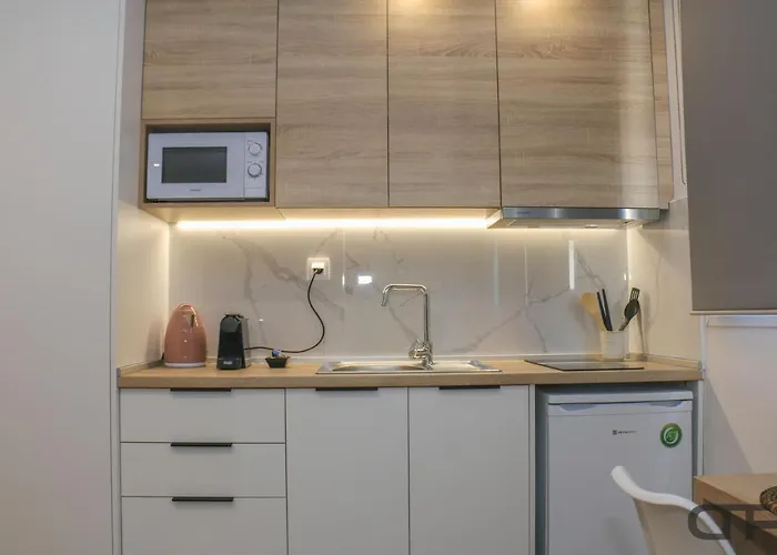 Apartment New Deluxe 4 Downtown Thessaloniki- Fully Equiped *