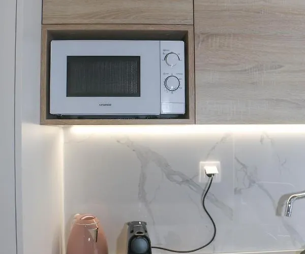 New Deluxe 4 Downtown Thessaloniki- Fully Equiped Apartament Salonic